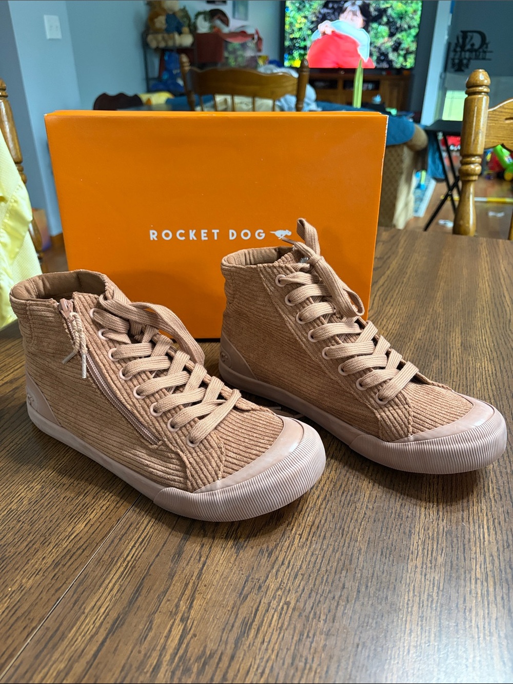 Rocket Dog mauve lace up zip up cordoruy ankle shoes